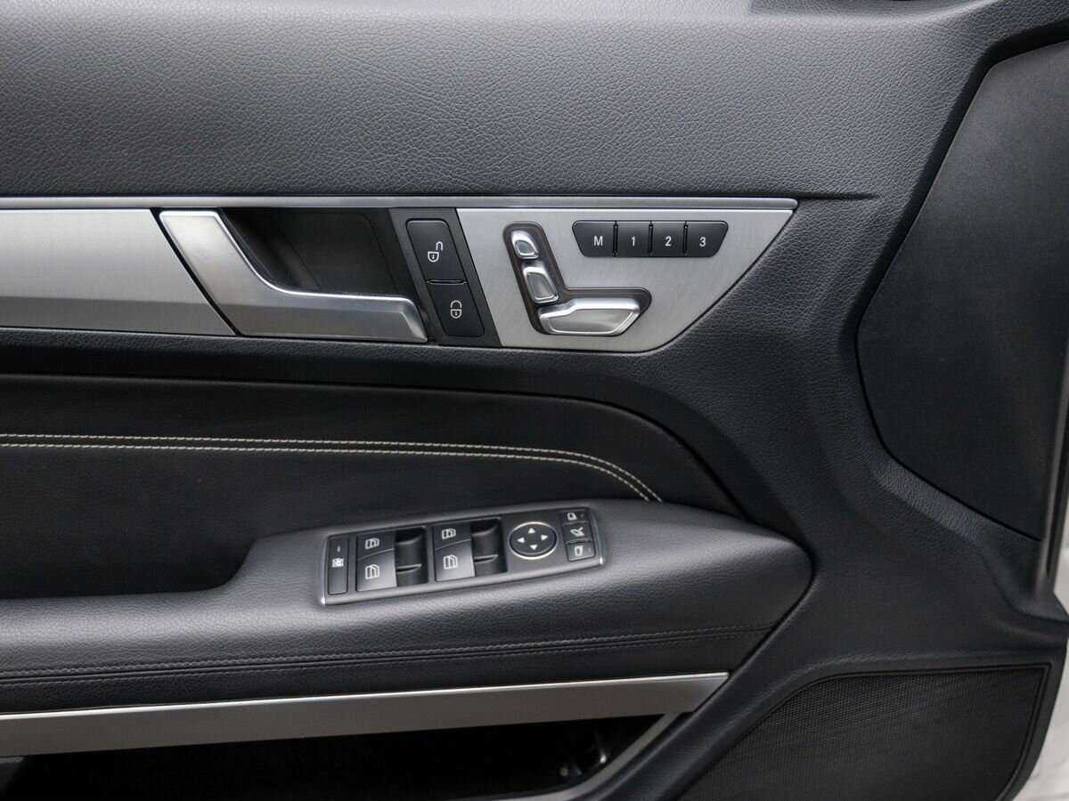 Продажа Б/У Мерседес-Бенц Е-Класс. Фото: #14