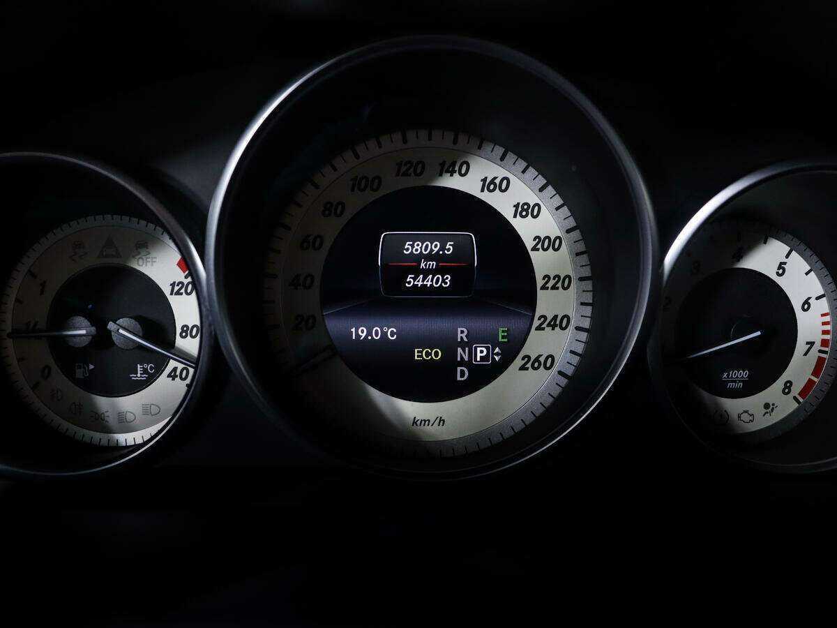 Продажа Б/У Мерседес-Бенц Е-Класс. Фото: #7