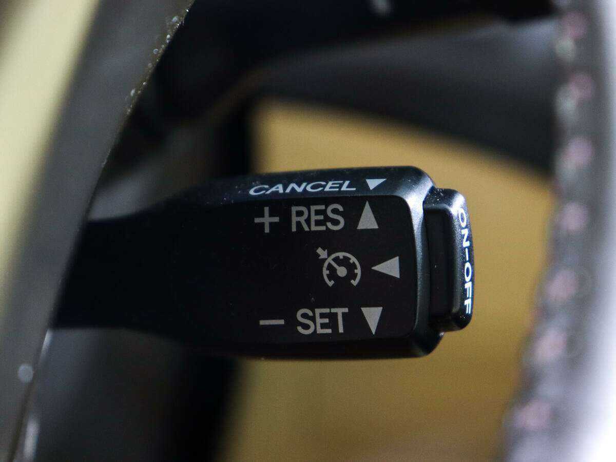 Продажа Б/У Лексус Р-Икс. Фото: #18