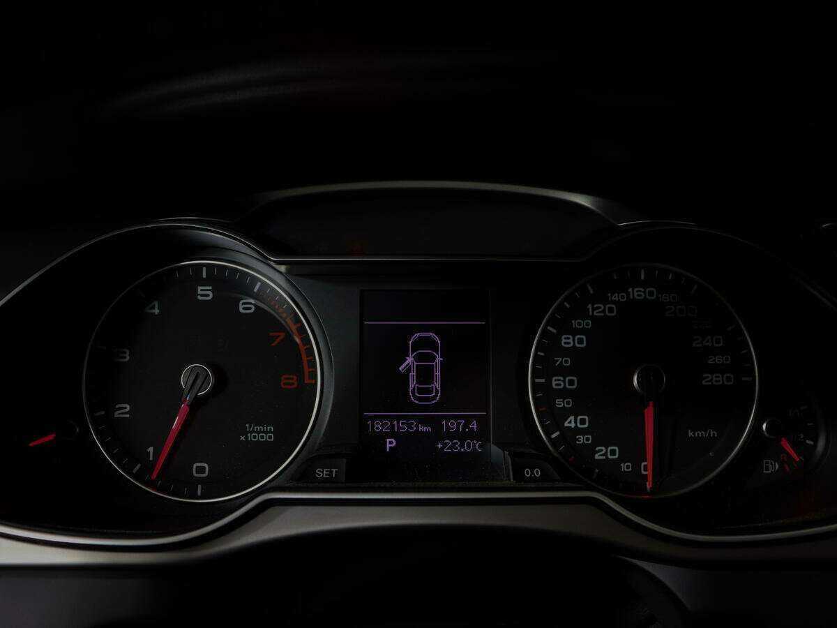 Продажа Б/У Ауди А4. Фото: #10