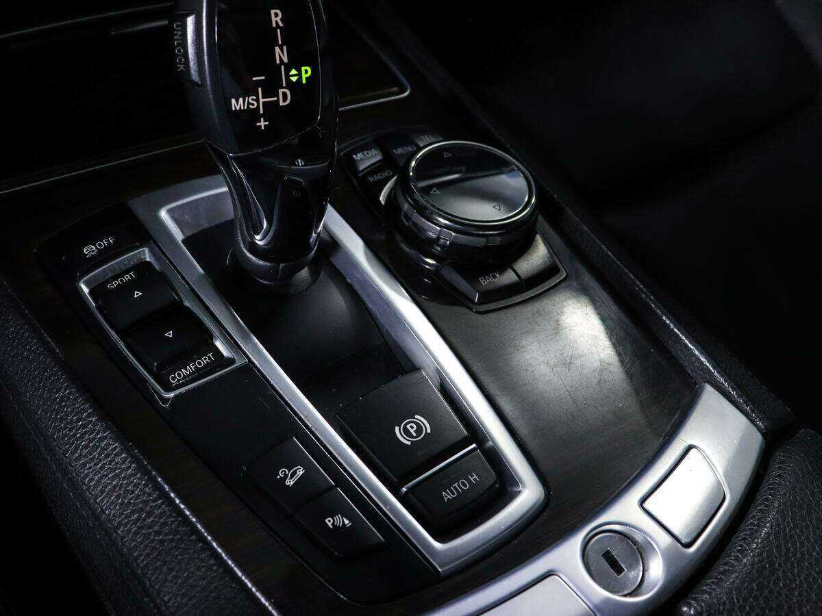 Продажа Б/У БМВ 7 серии. Фото: #17