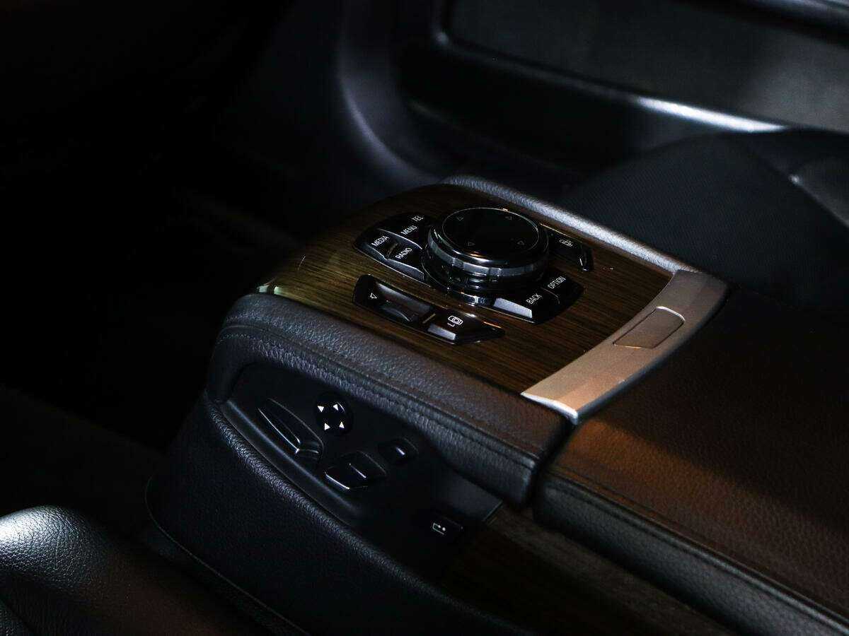 Продажа Б/У БМВ 7 серии. Фото: #21