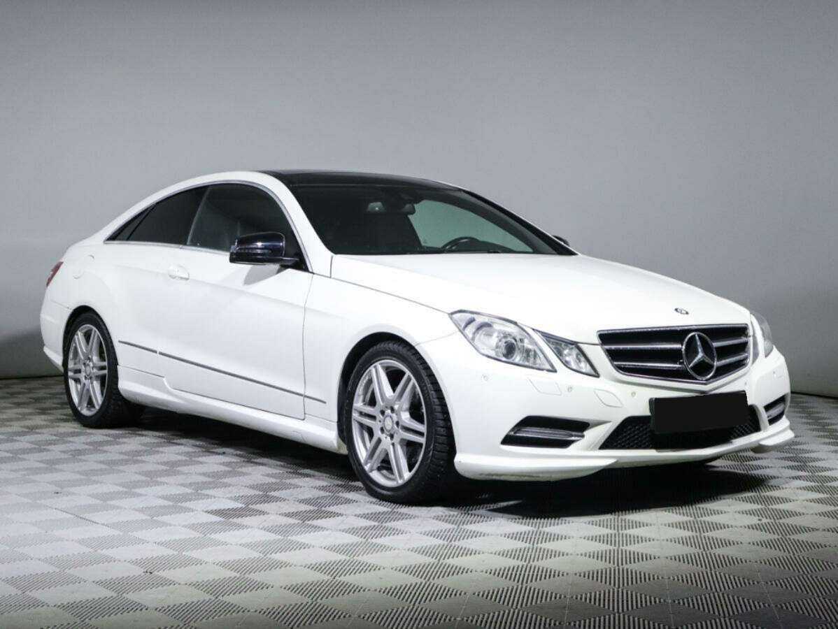 Продажа Б/У Мерседес-Бенц Е-Класс. Фото: #2