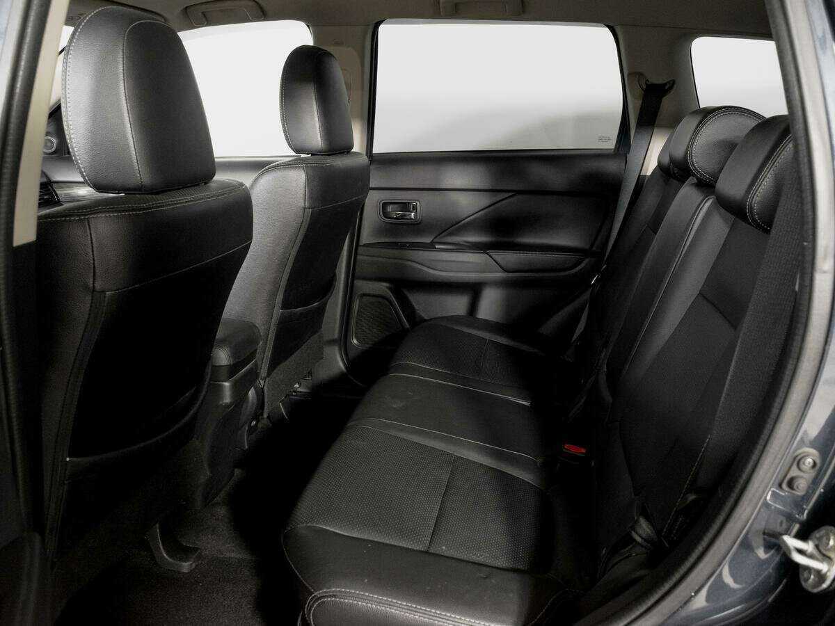 Продажа Б/У Митсубиши Оутлэндер. Фото: #8