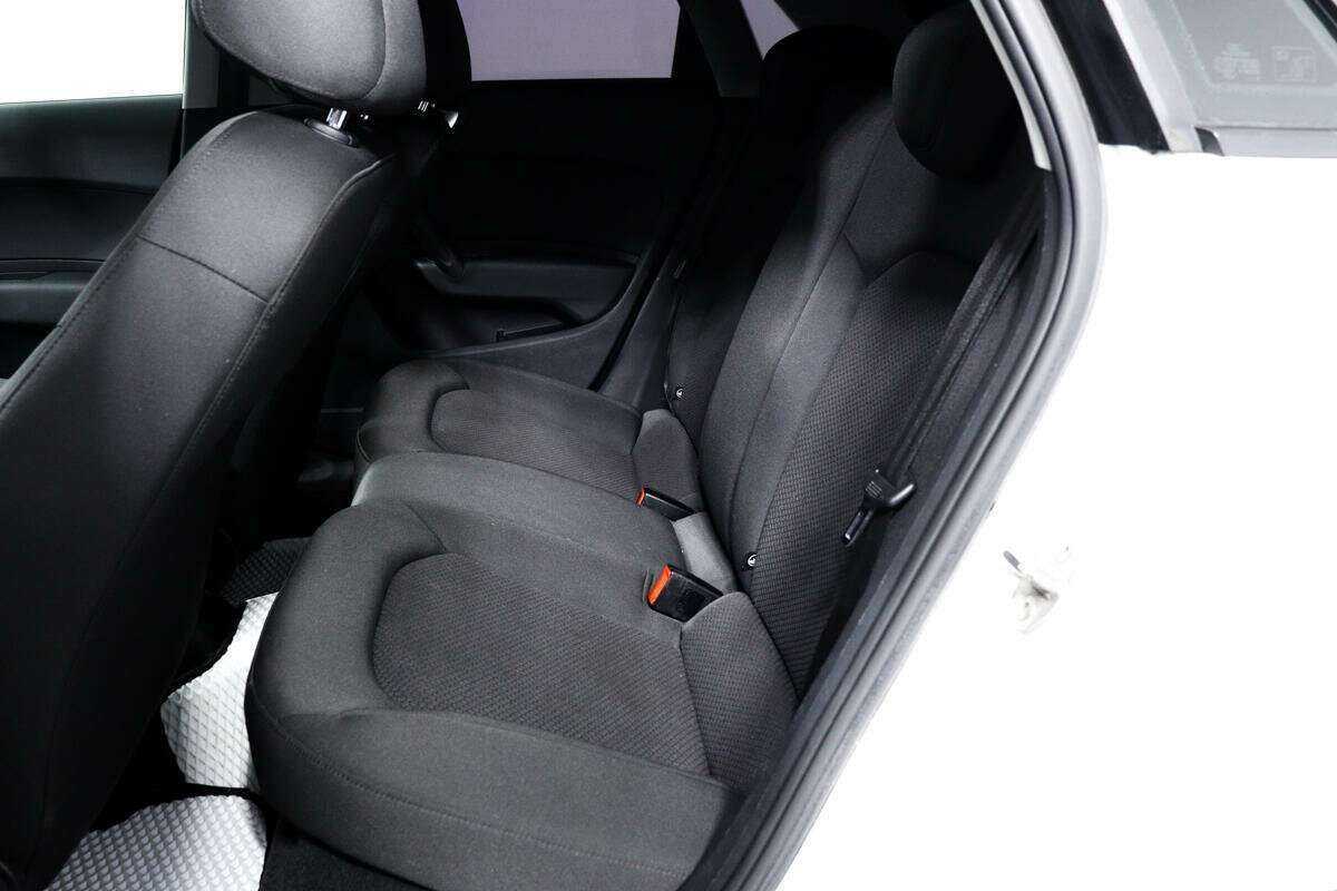 Продажа Б/У Ауди А1. Фото: #11