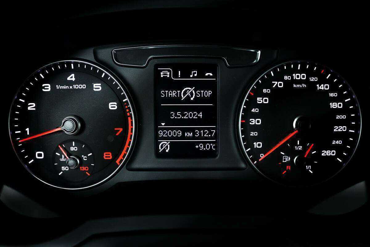 Продажа Б/У Ауди К3. Фото: #9