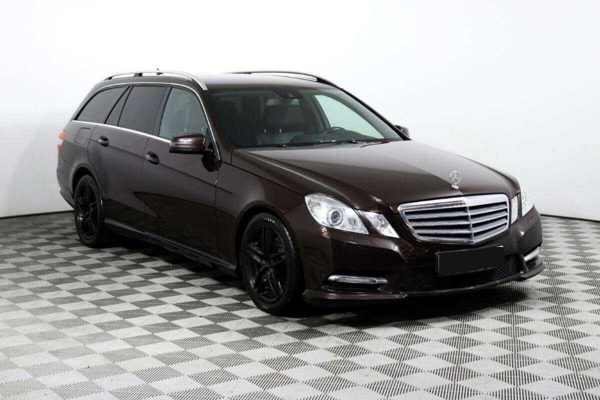 Продажа Б/У Мерседес-Бенц Е-Класс. Фото: #2