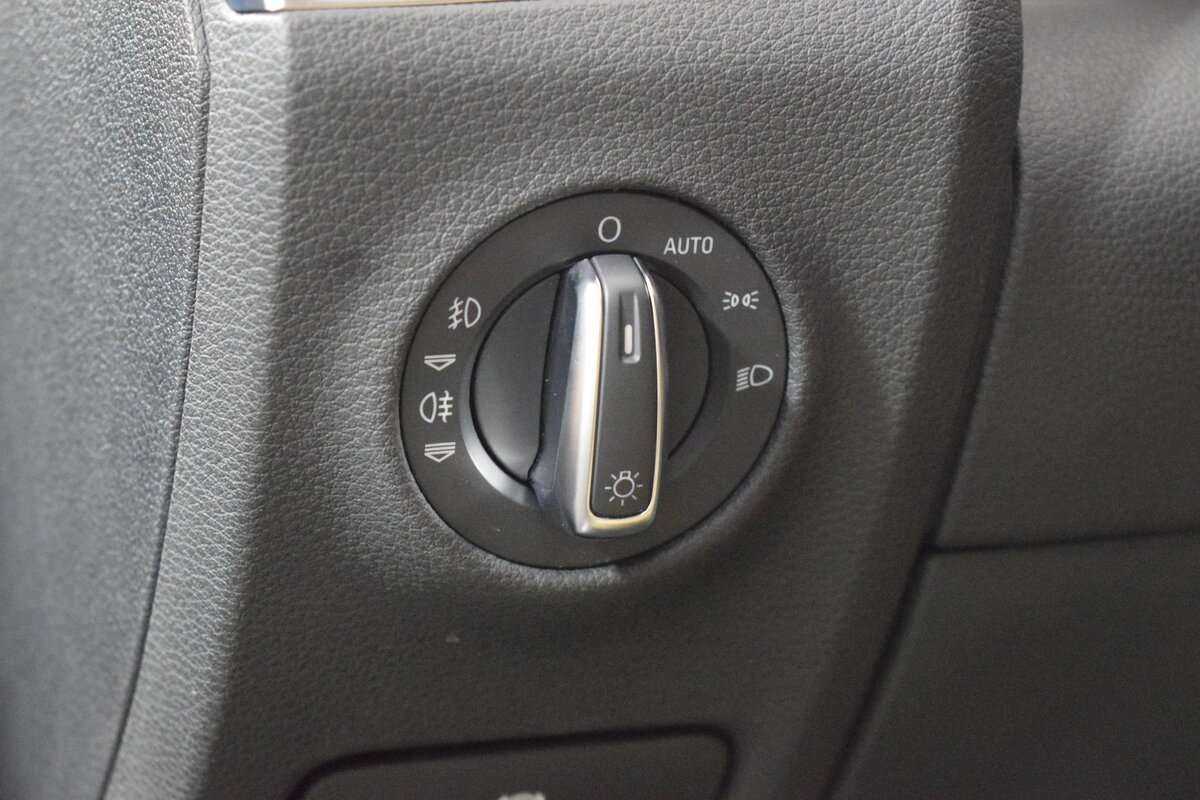 Продажа Б/У Ауди К7. Фото: #10