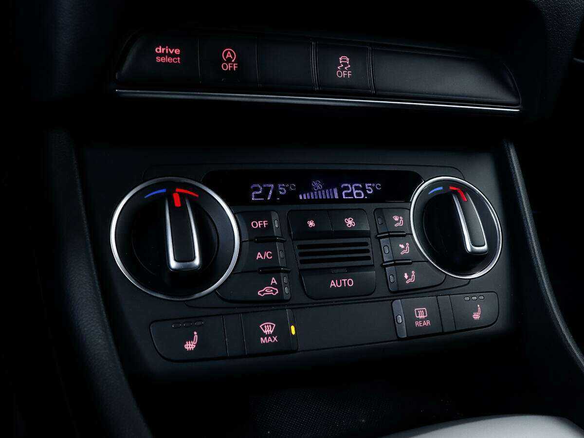 Продажа Б/У Ауди К3. Фото: #15