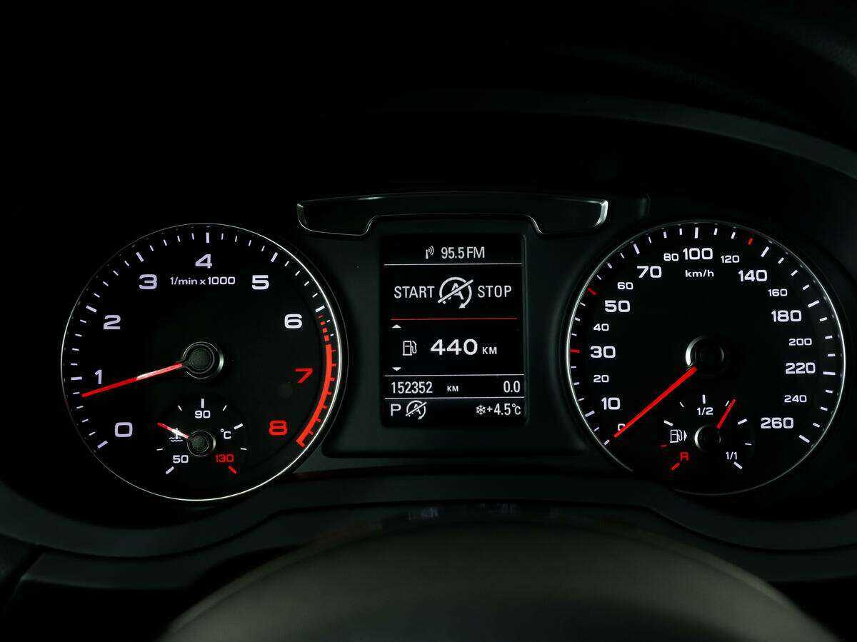 Продажа Б/У Ауди К3. Фото: #19