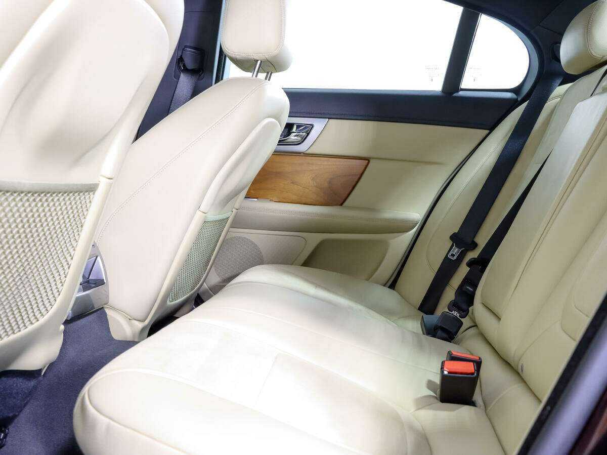 Продажа Б/У Ягуар ИксФ. Фото: #8