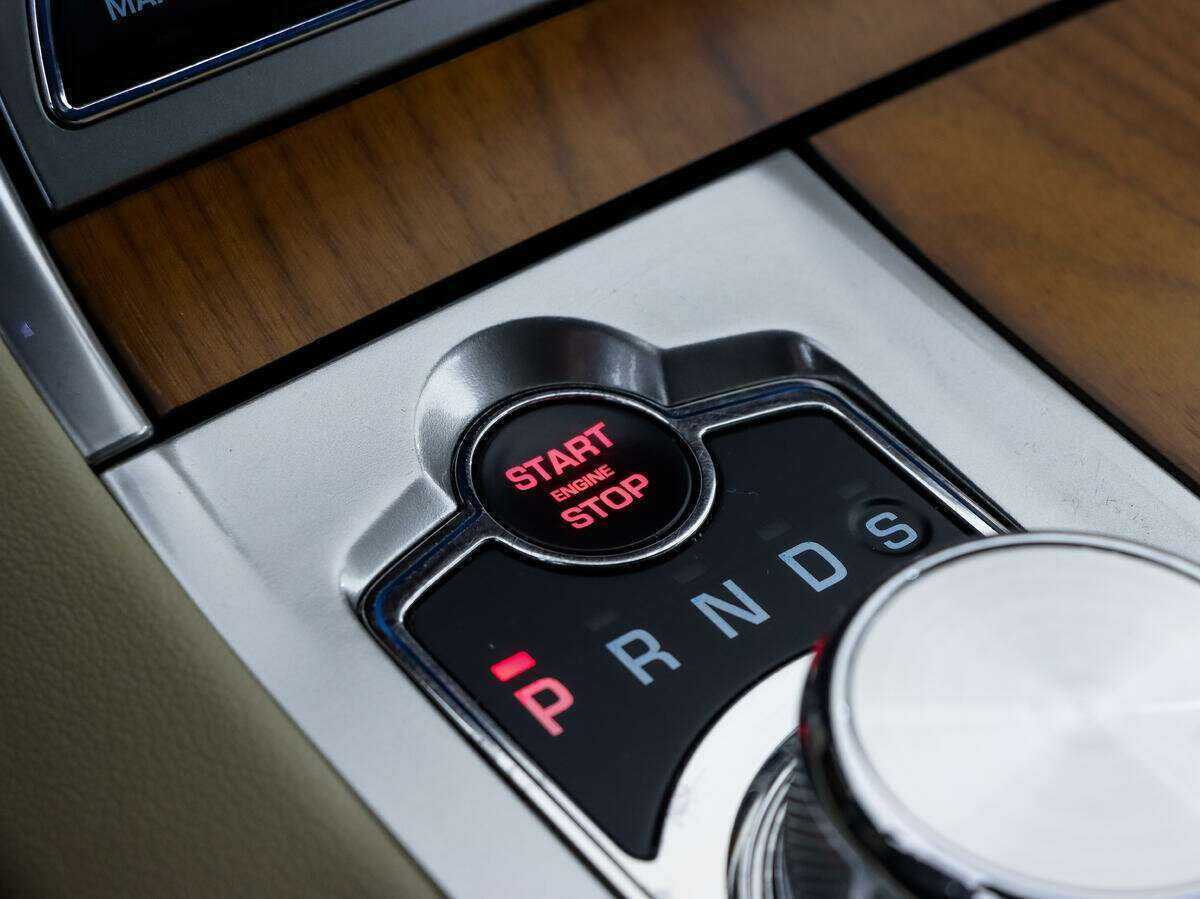 Продажа Б/У Ягуар ИксФ. Фото: #12