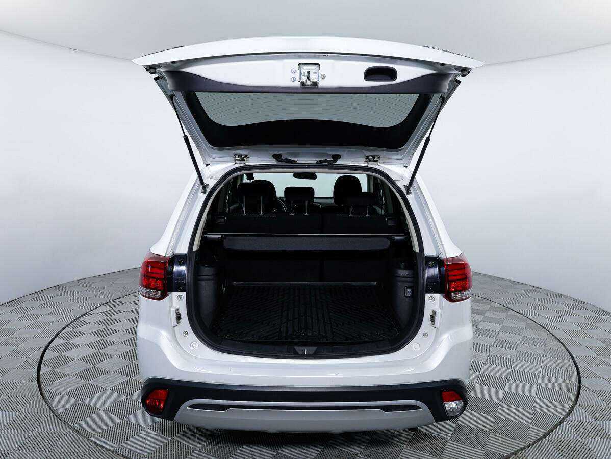 Продажа Б/У Митсубиши Оутлэндер. Фото: #26