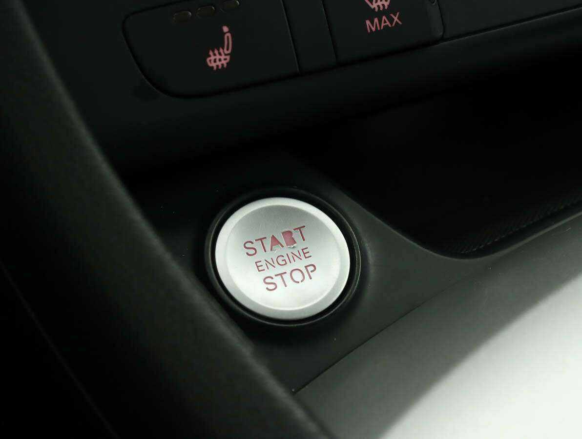 Продажа Б/У Ауди К3. Фото: #13