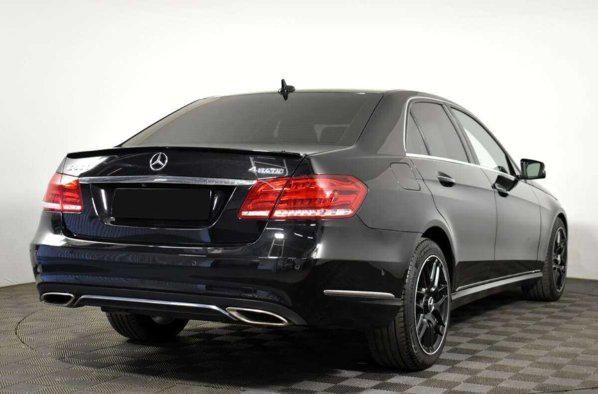 Продажа Б/У Мерседес-Бенц Е-Класс. Фото: #3