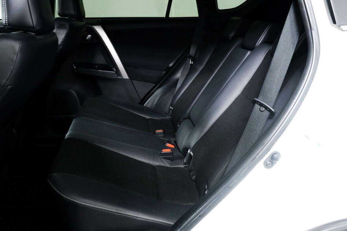 Продажа Б/У Тойота Рав4. Фото: #11