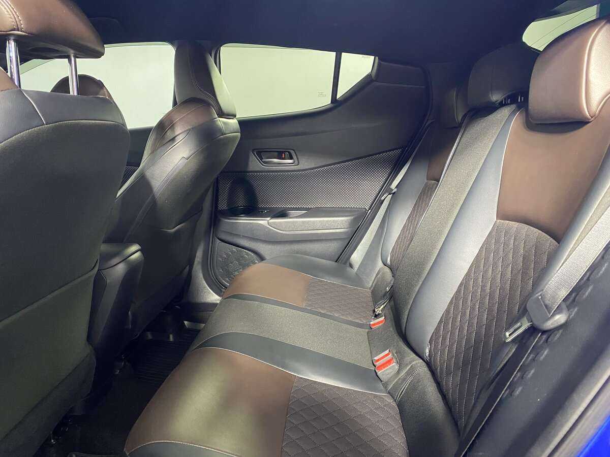 Продажа Б/У Тойота Ц-ШР. Фото: #7