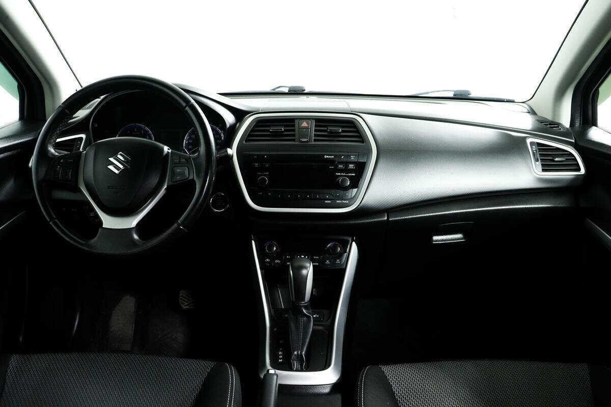 Продажа Б/У Сузуки С-Икс4. Фото: #10