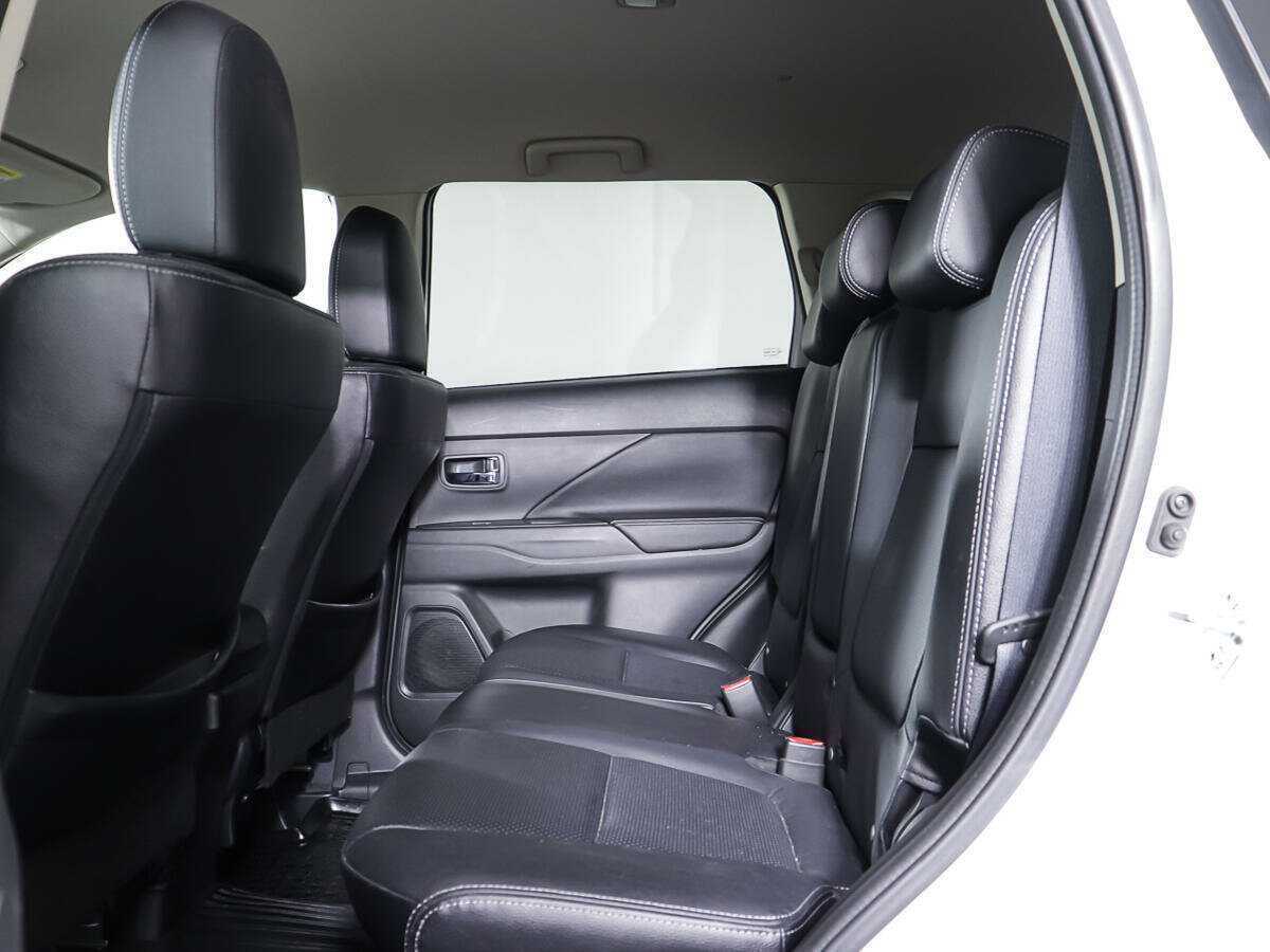 Продажа Б/У Митсубиши Оутлэндер. Фото: #9