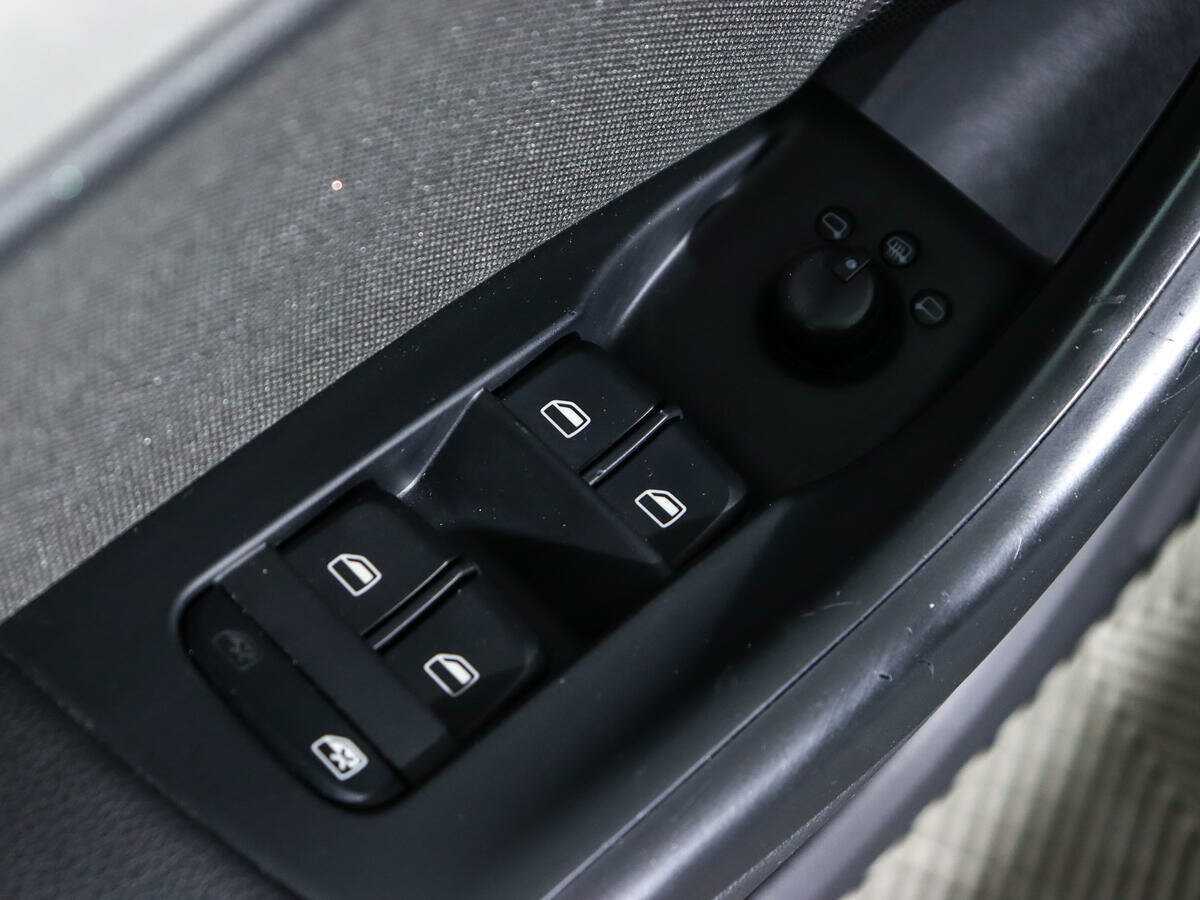 Продажа Б/У Ауди К3. Фото: #11