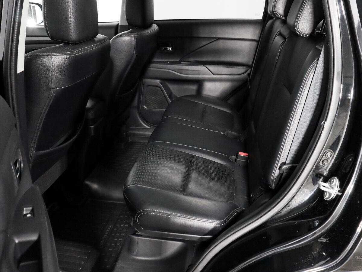 Продажа Б/У Митсубиши Оутлэндер. Фото: #12