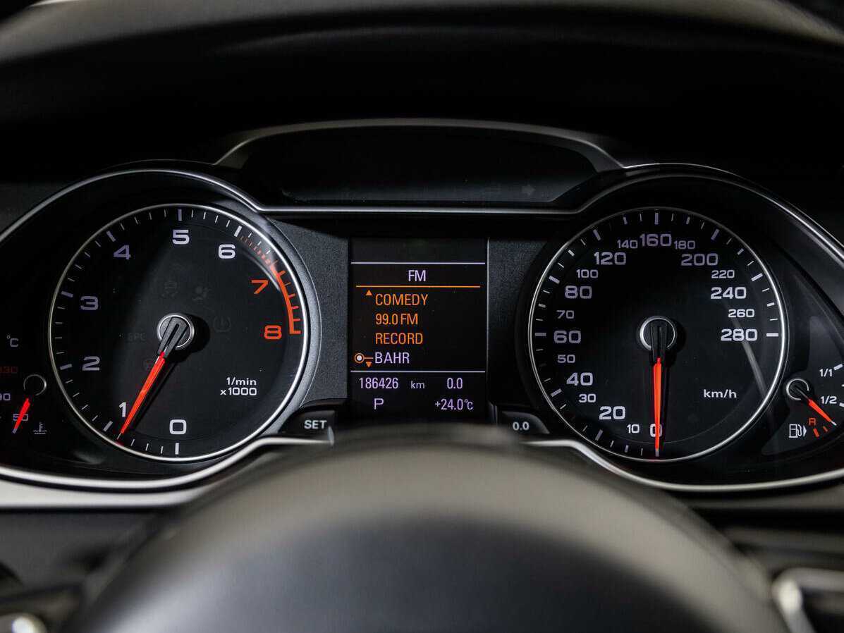 Продажа Б/У Ауди А4. Фото: #9