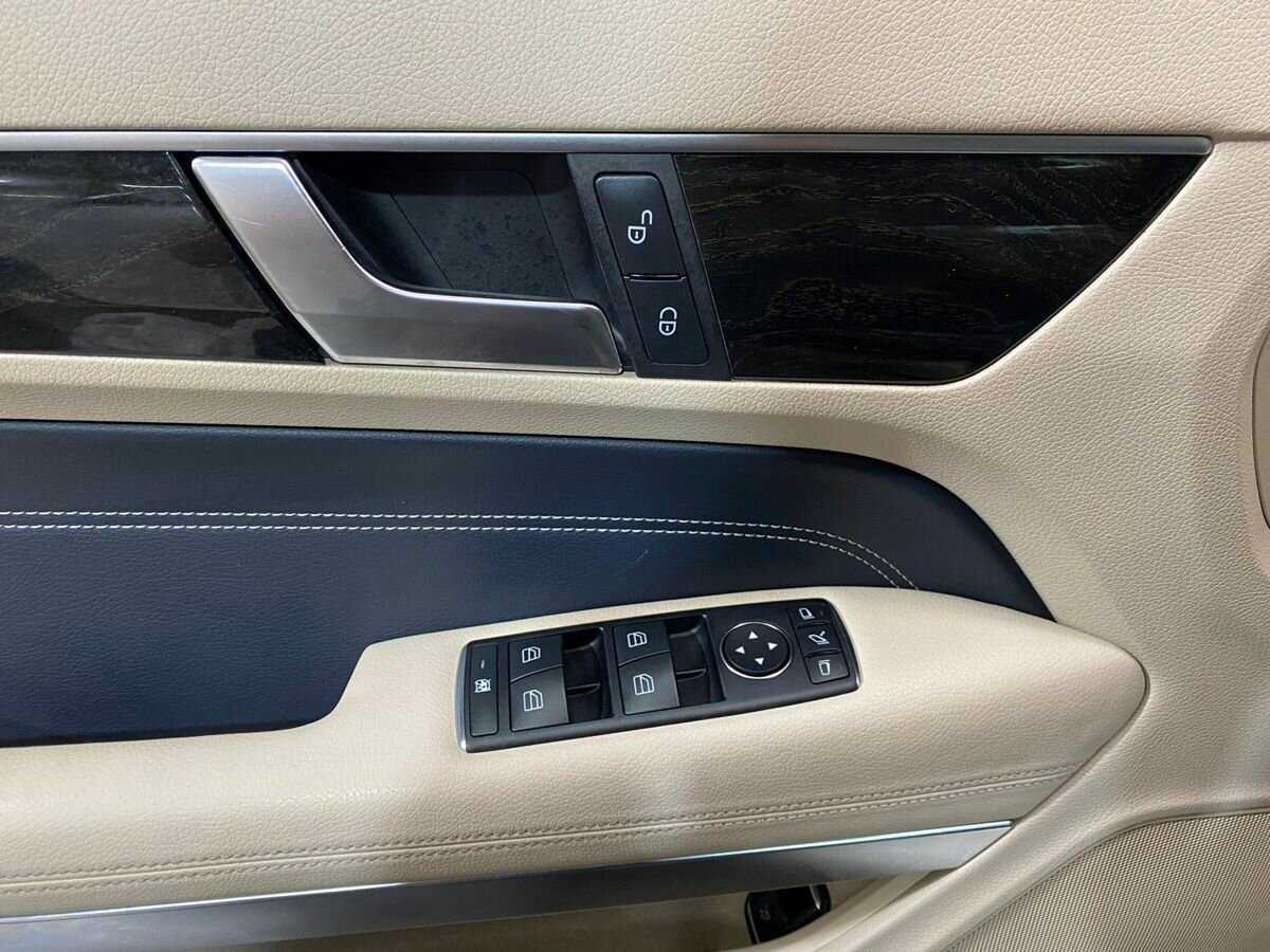 Продажа Б/У Мерседес-Бенц Е-Класс. Фото: #14