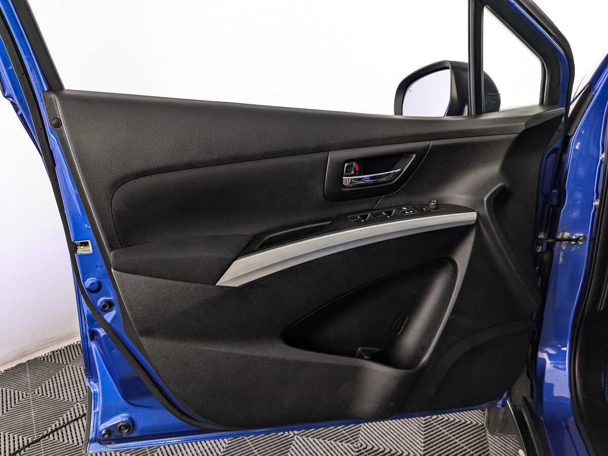 Продажа Б/У Сузуки С-Икс4. Фото: #14