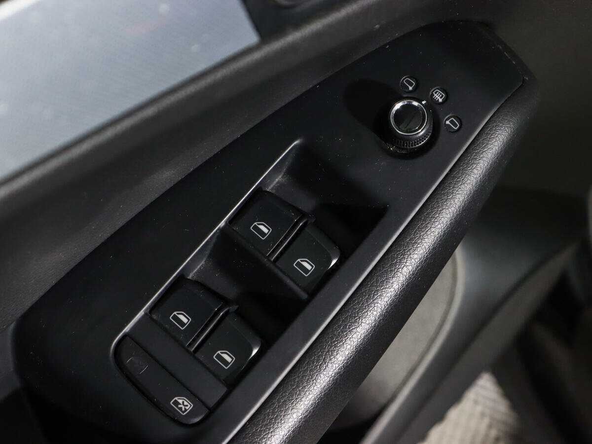 Продажа Б/У Ауди К5. Фото: #18