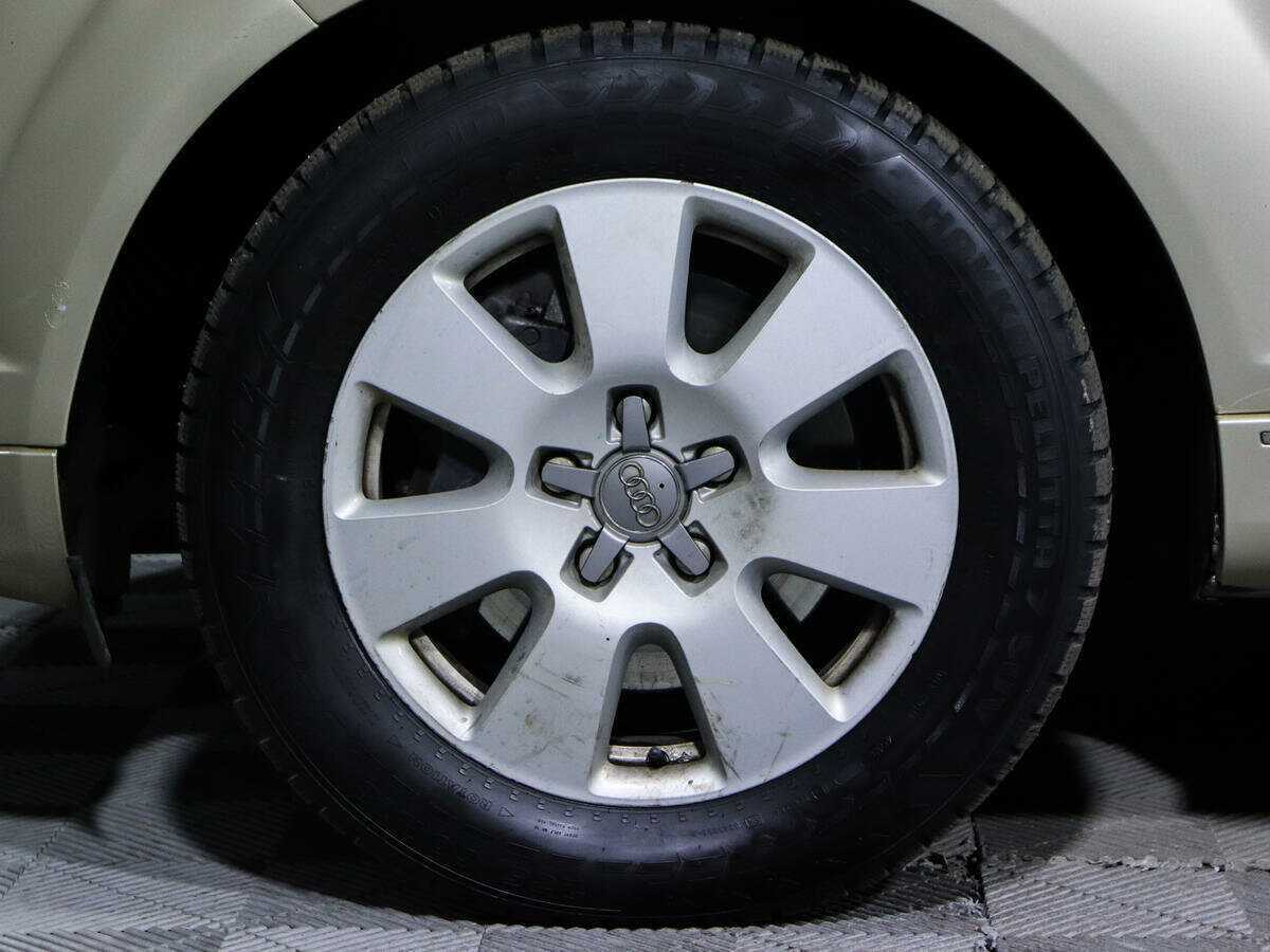 Продажа Б/У Ауди К7. Фото: #18