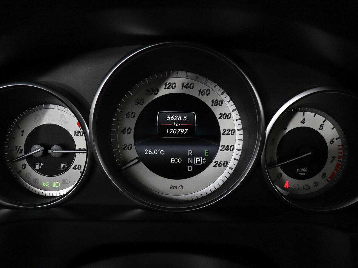 Продажа Б/У Мерседес-Бенц Е-Класс. Фото: #10