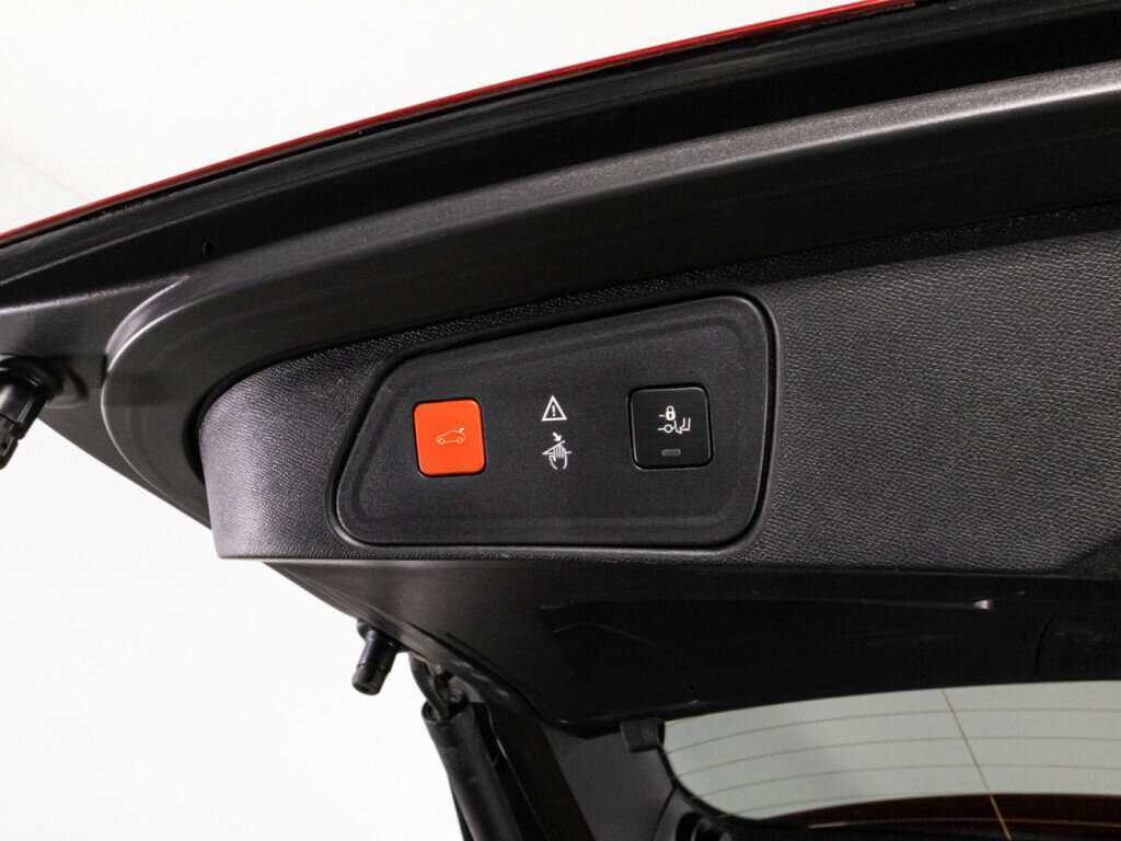 Продажа Б/У Пежо 3008. Фото: #14