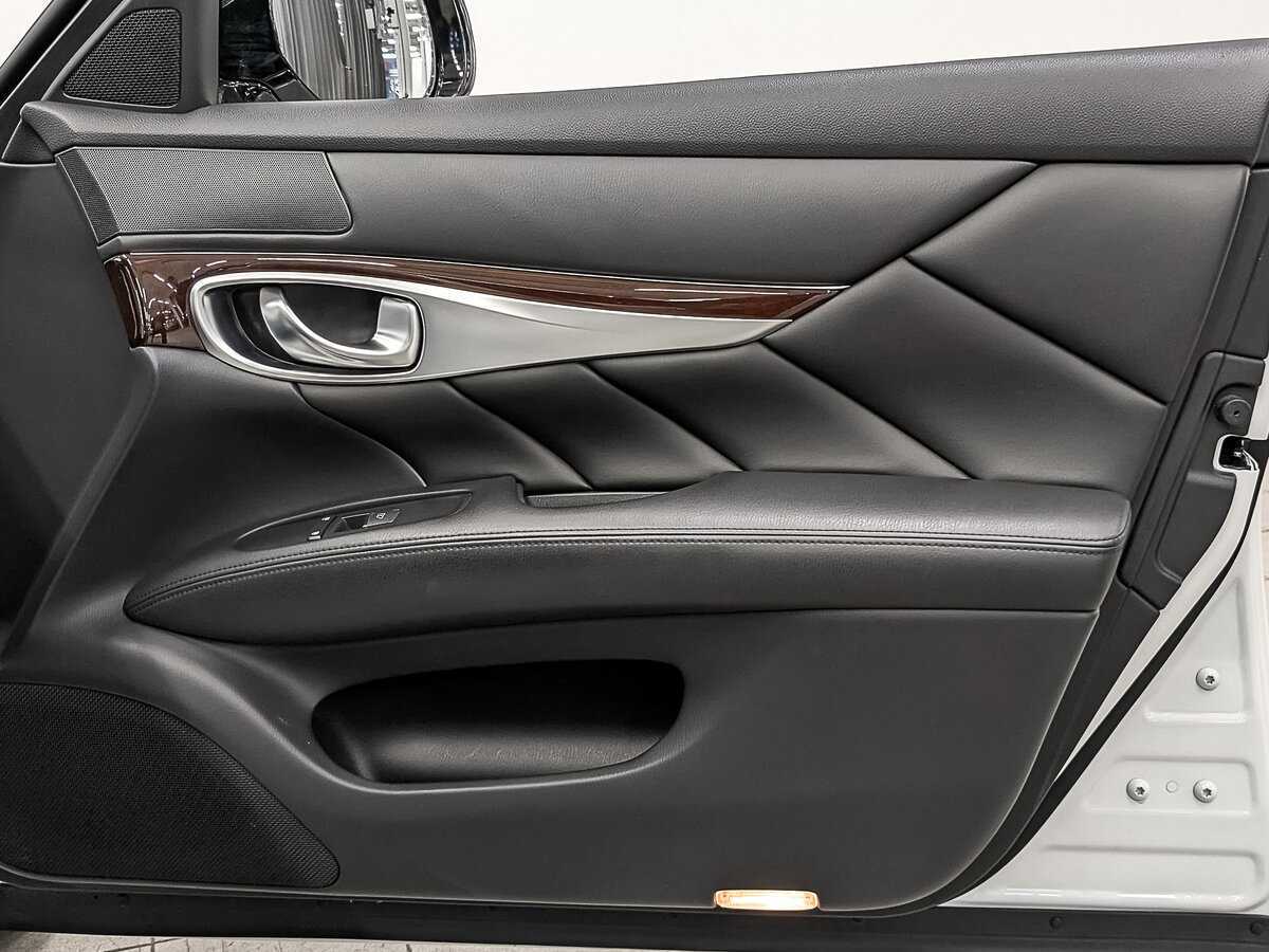 Продажа Б/У Инфинити К70. Фото: #24