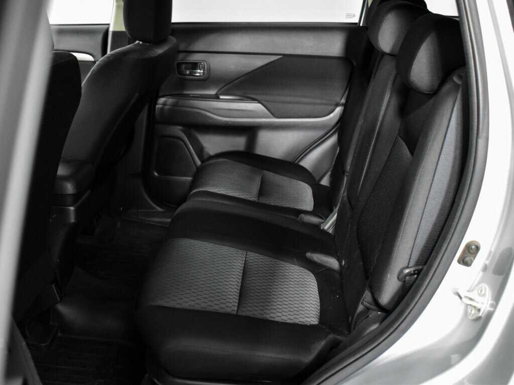 Продажа Б/У Митсубиши Оутлэндер. Фото: #10