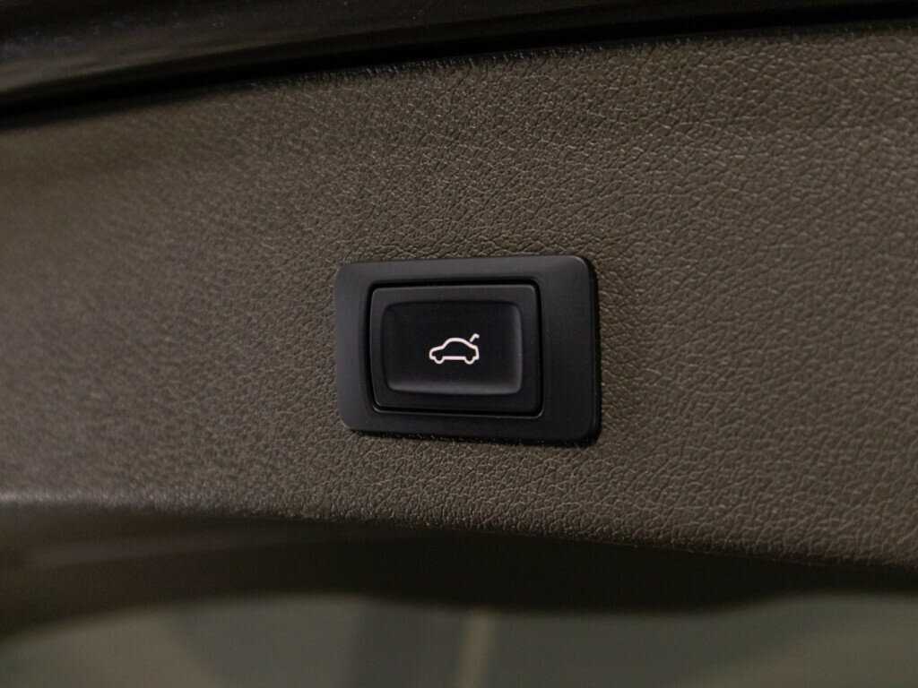 Продажа Б/У Ауди К5. Фото: #15