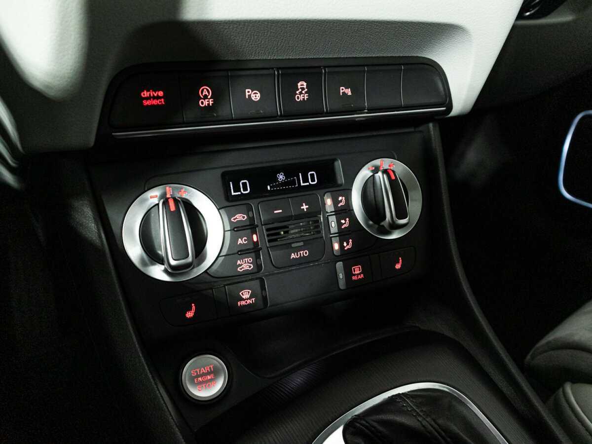 Продажа Б/У Ауди К3. Фото: #17