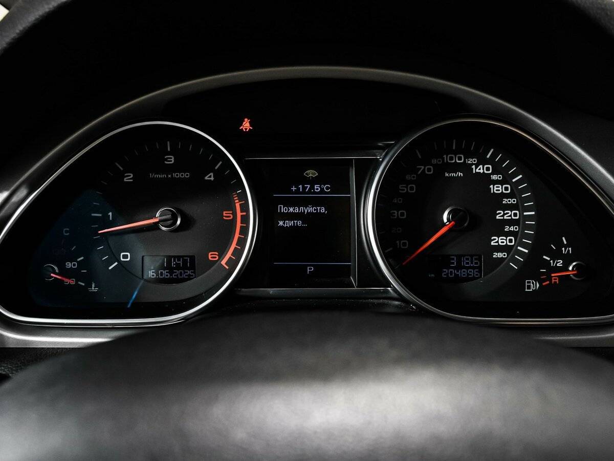 Продажа Б/У Ауди К7. Фото: #9