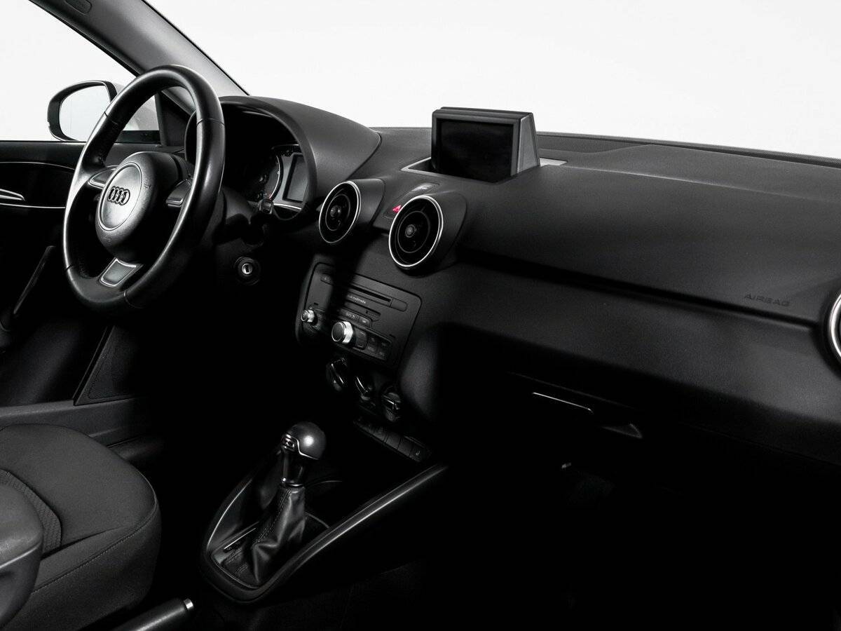 Продажа Б/У Ауди А1. Фото: #8