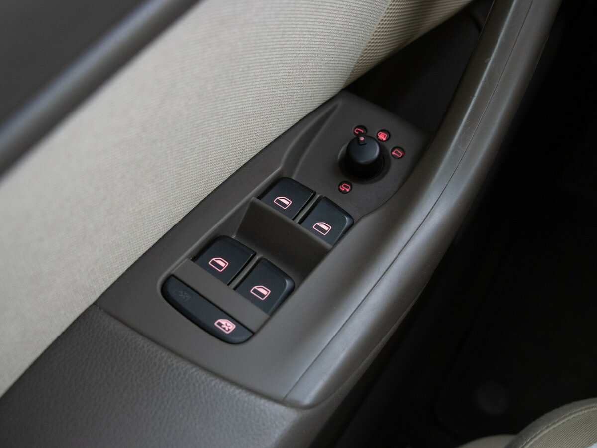 Продажа Б/У Ауди К3. Фото: #14