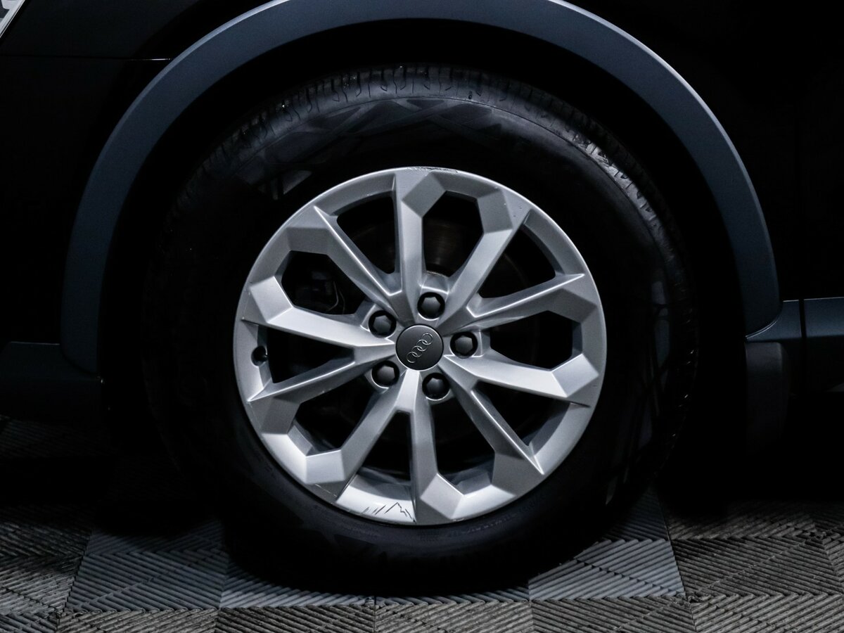 Продажа Б/У Ауди К3. Фото: #11