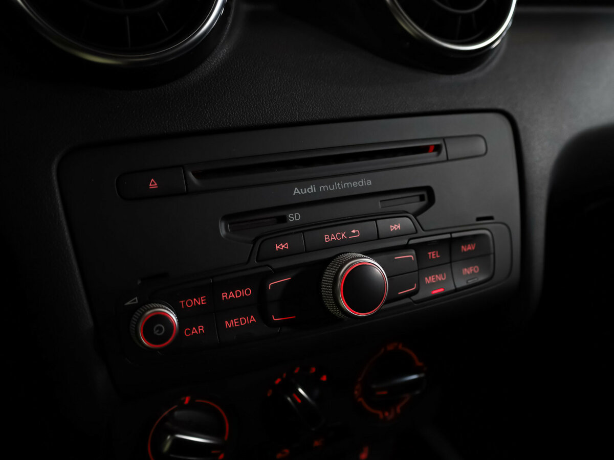 Продажа Б/У Ауди А1. Фото: #15