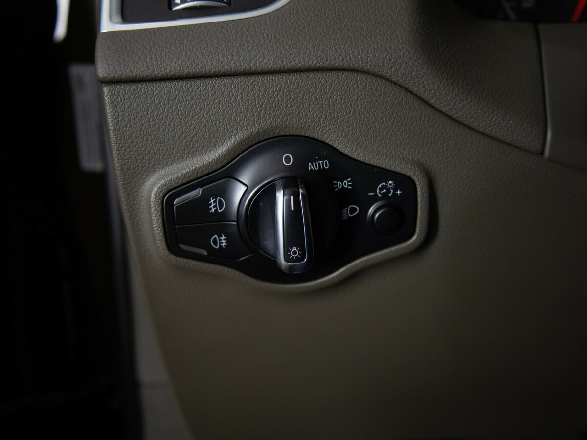 Продажа Б/У Ауди К5. Фото: #12