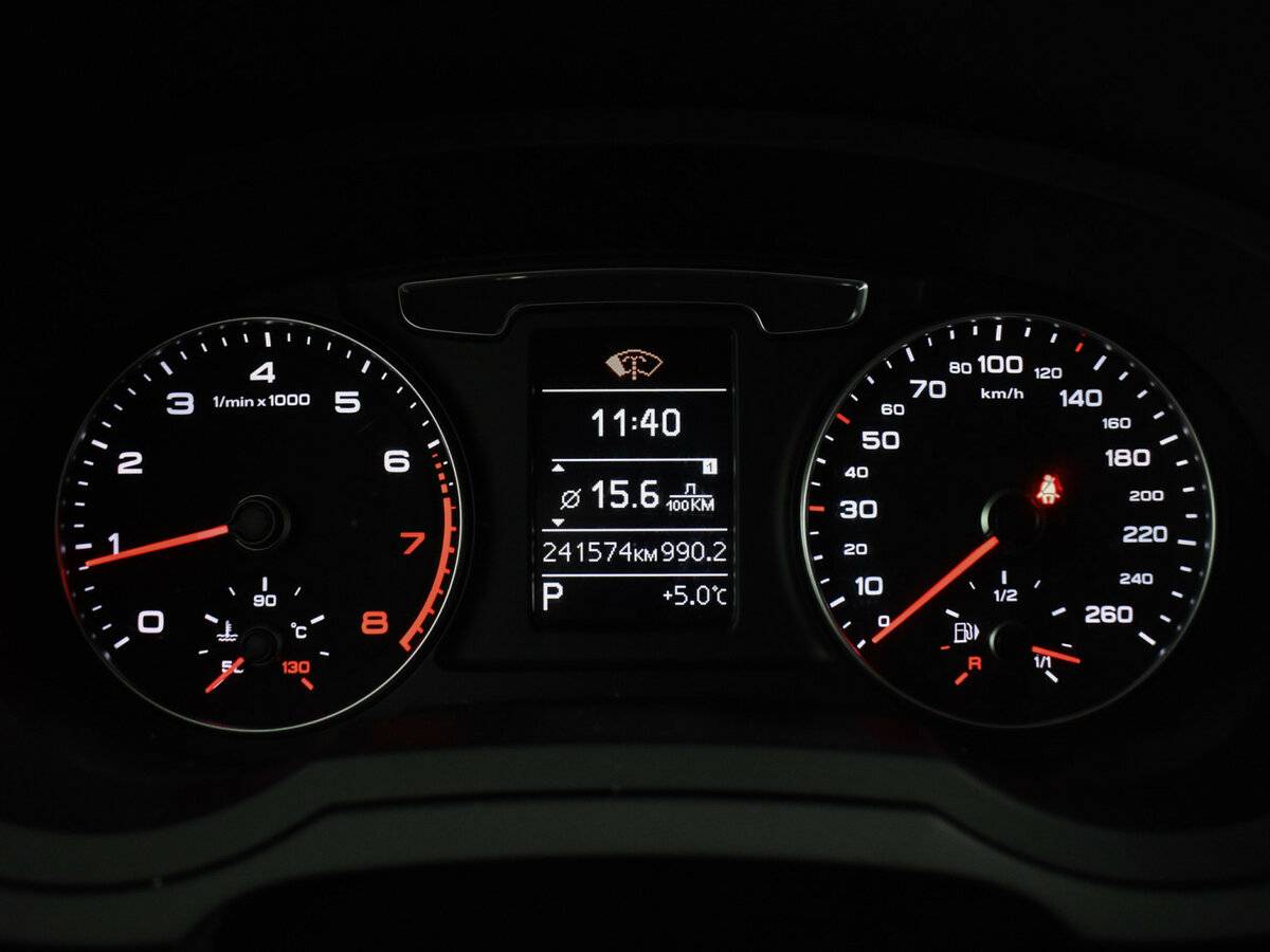 Продажа Б/У Ауди К3. Фото: #17