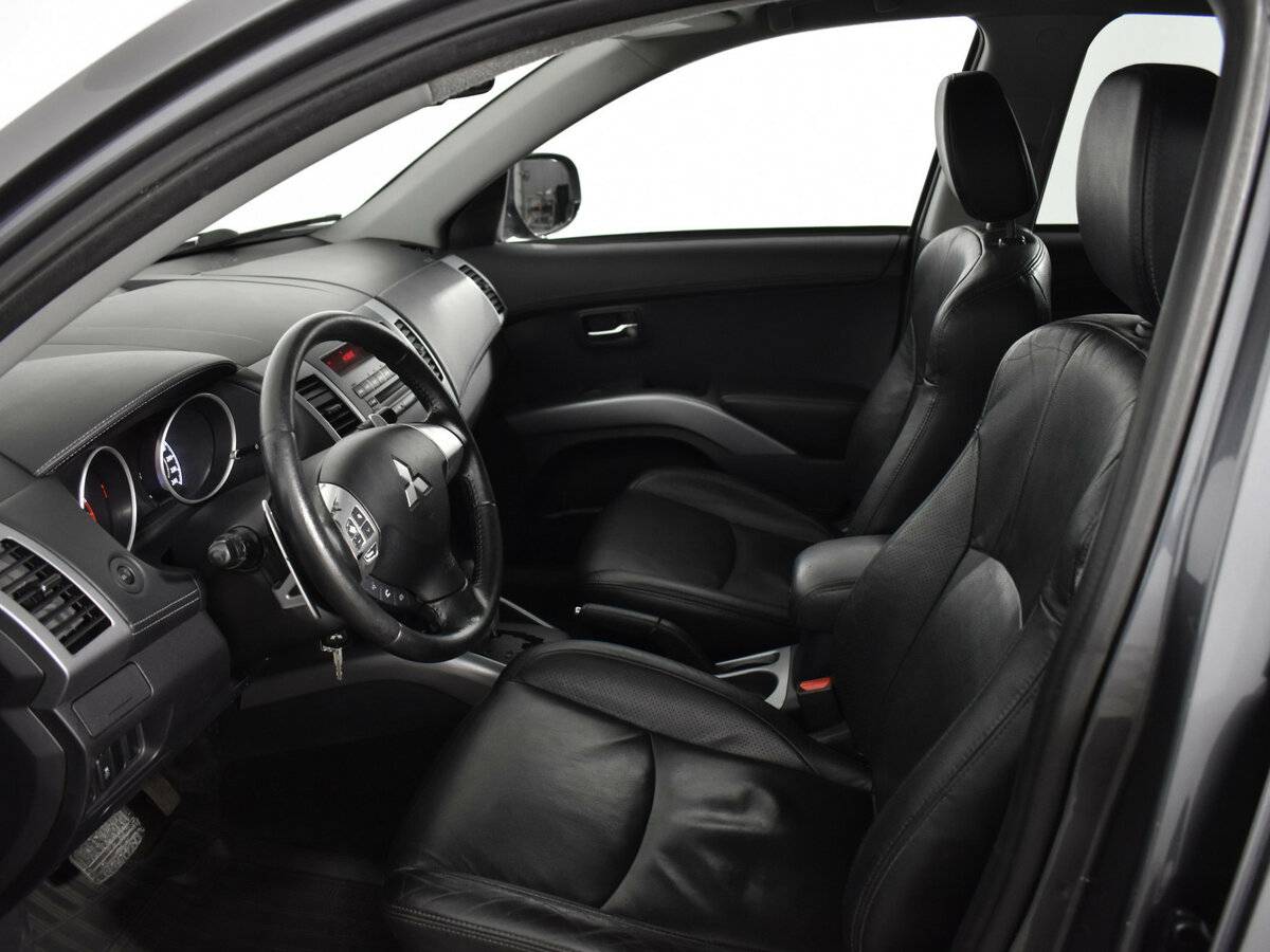 Продажа Б/У Митсубиши Оутлэндер. Фото: #6